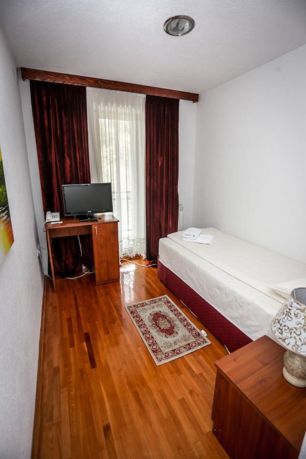 Hotel BOB Sarajevo Exterior foto