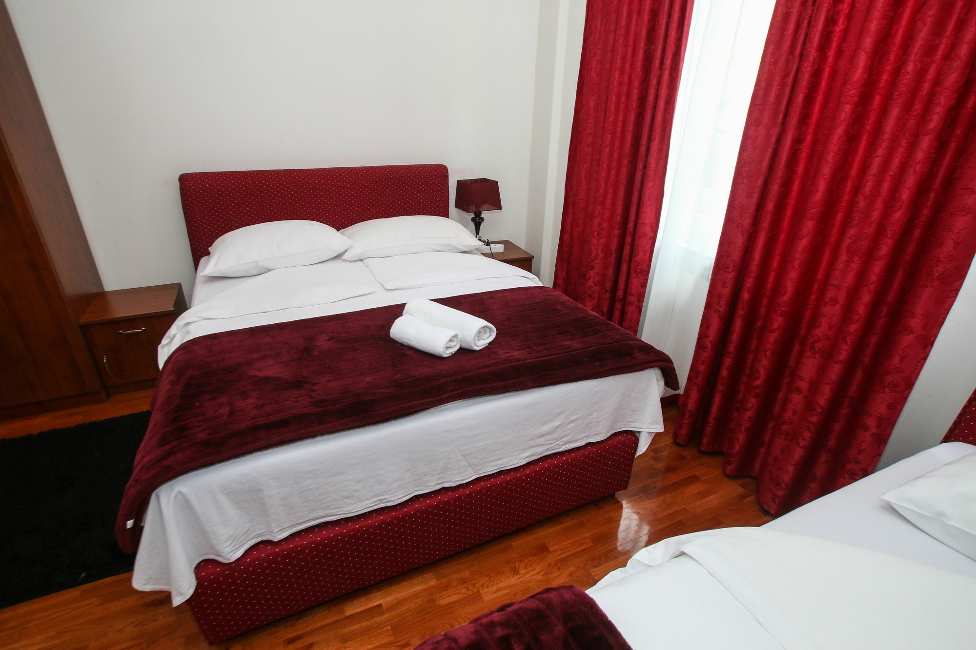 Hotel BOB Sarajevo Exterior foto